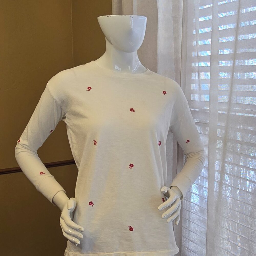 AERIE Juniors Long Sleeve Embroidered Tee Size XXS